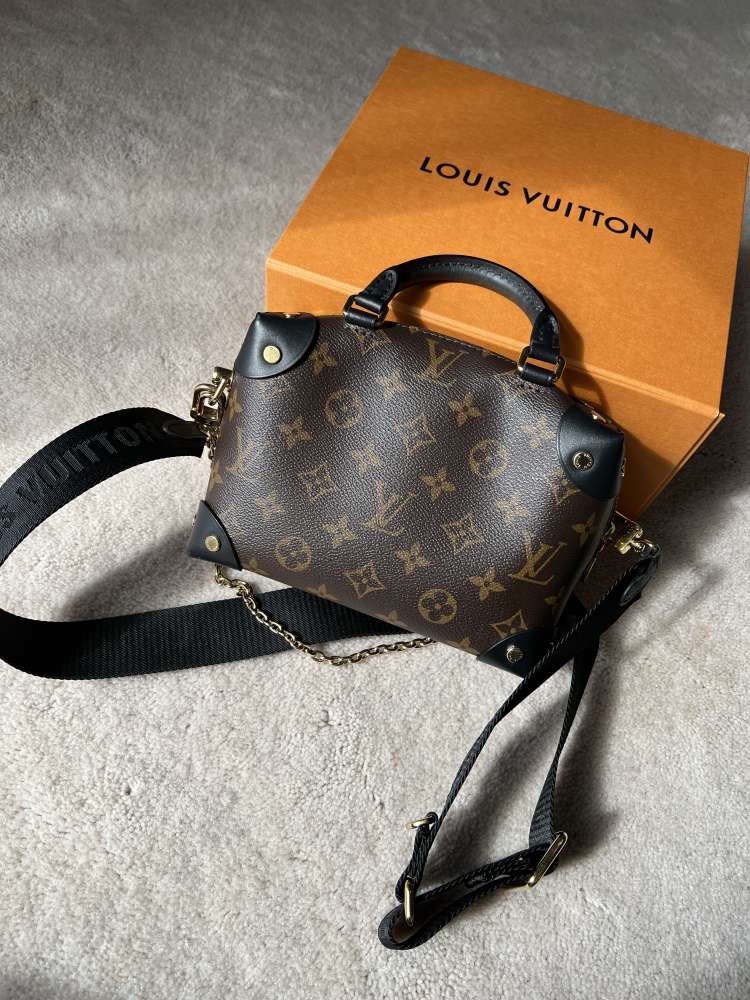 Louis Vuitton Petite Malle Souple