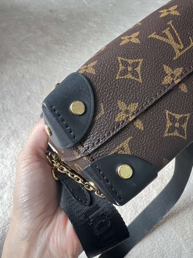 Louis Vuitton Petite Malle Souple