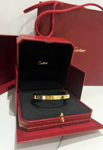 https://www.vipluxury.sk/LOVE bracelet, yellow gold 750/1000. Width: 6.2 mm - veľkosť : 20 cm