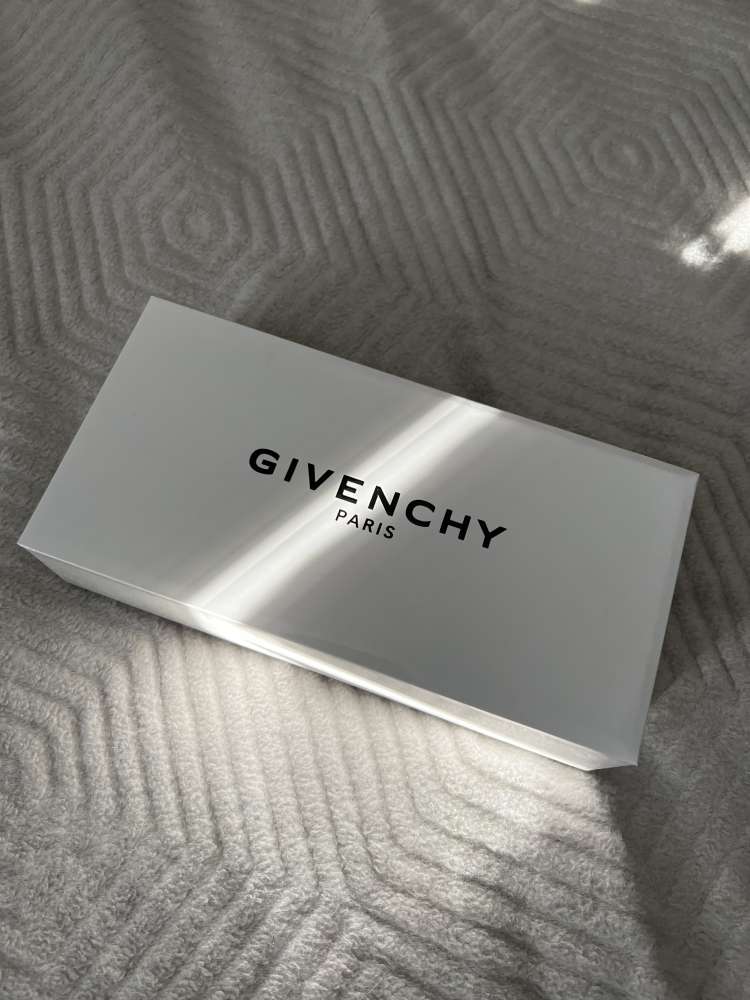 Givenchy Slnečné okuliare