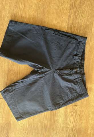 https://www.vipluxury.sk/Moncler shorts XS