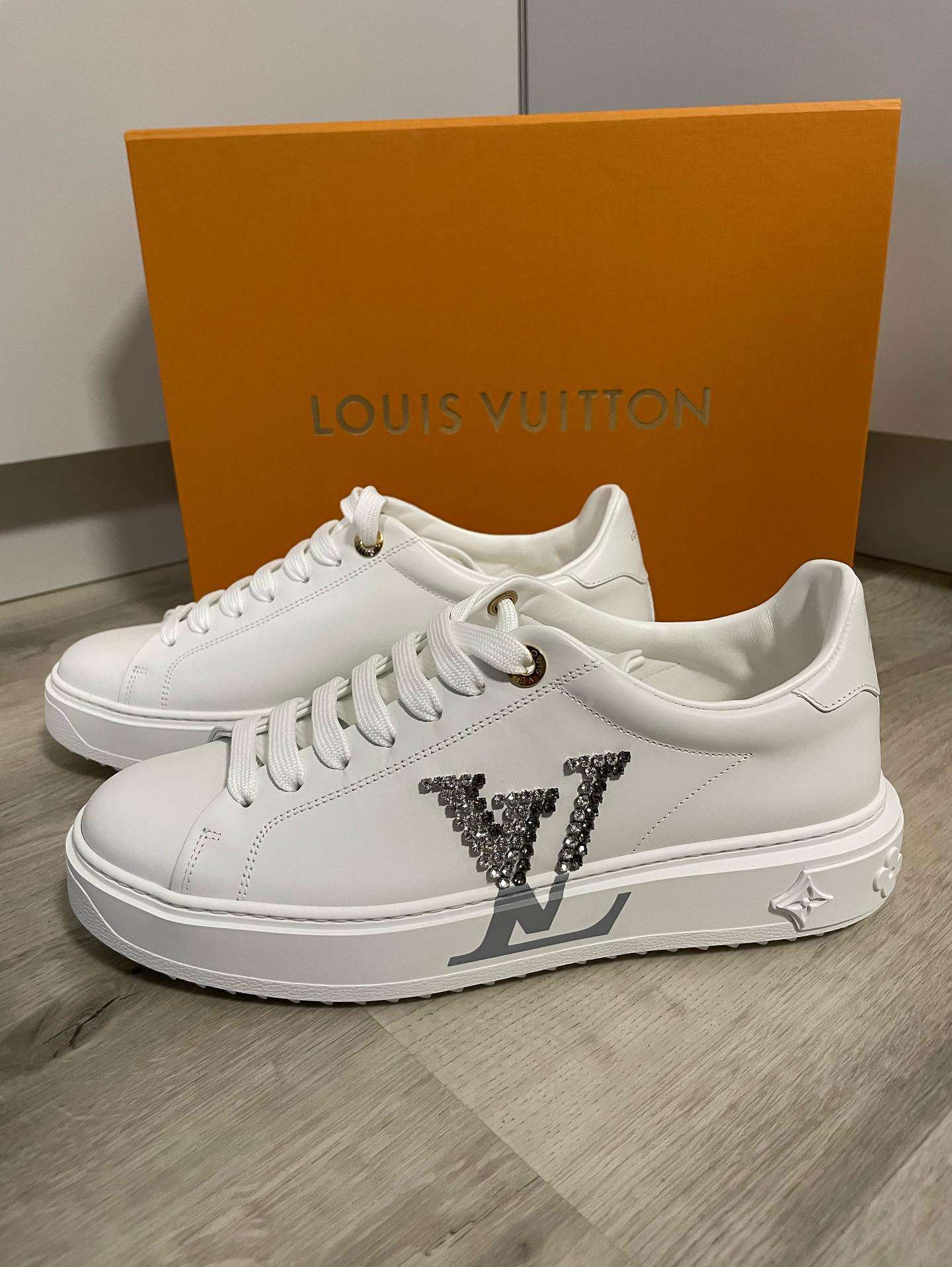 Louis Vuitton Swarovski sneakers - VIP LUXURY