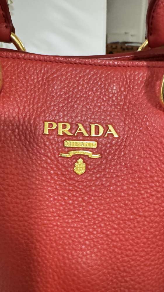 Prada Shopper červená