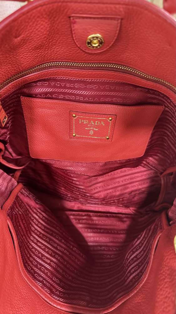 Prada Shopper červená
