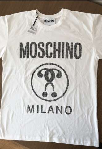 https://www.vipluxury.sk/Moschino oversize tričko