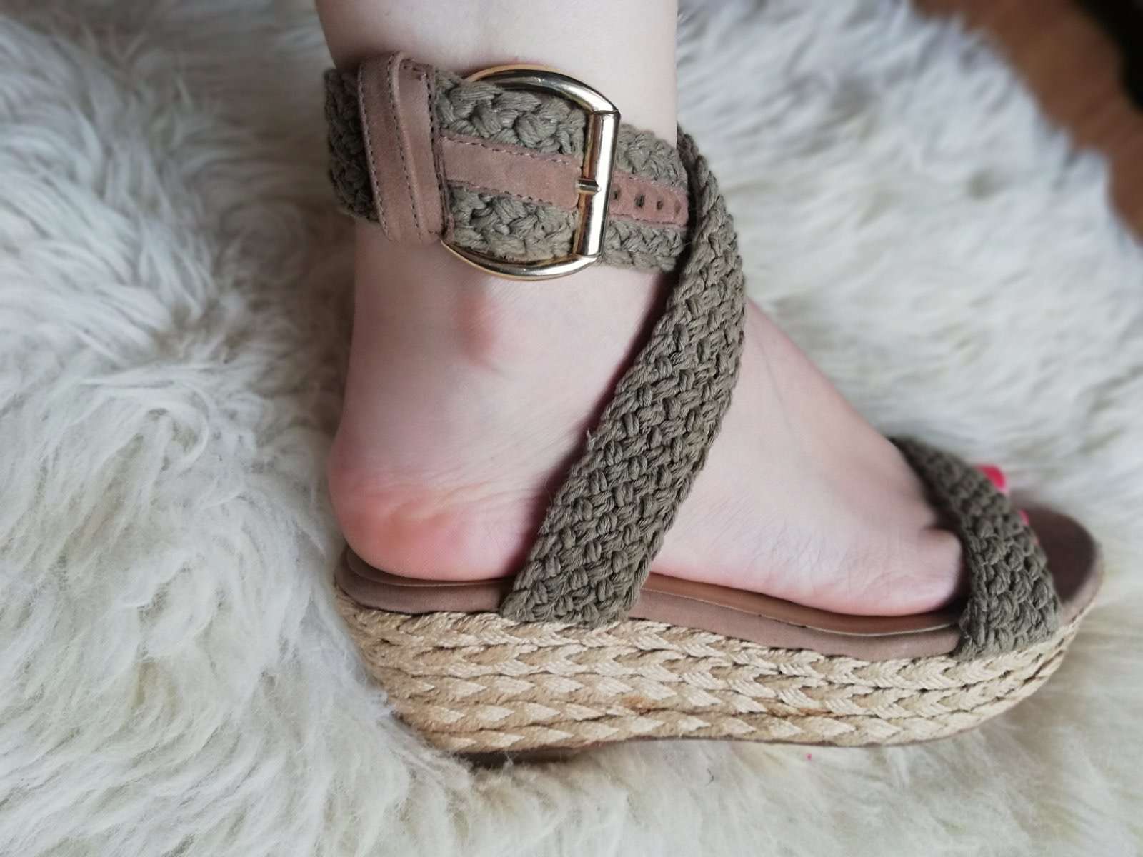 Stuart Weitzman letne sandale