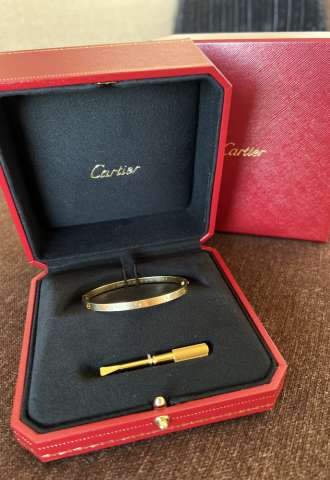 https://www.vipluxury.sk/Cartier Love bracelet