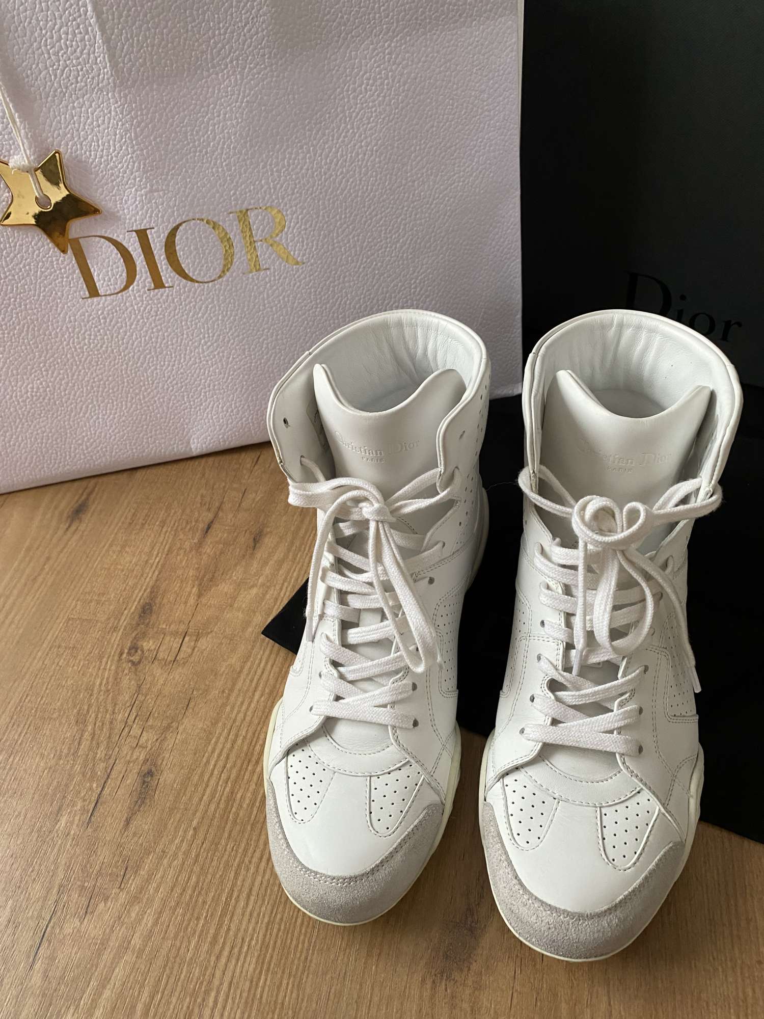 Dior kotníčkové kožené boty