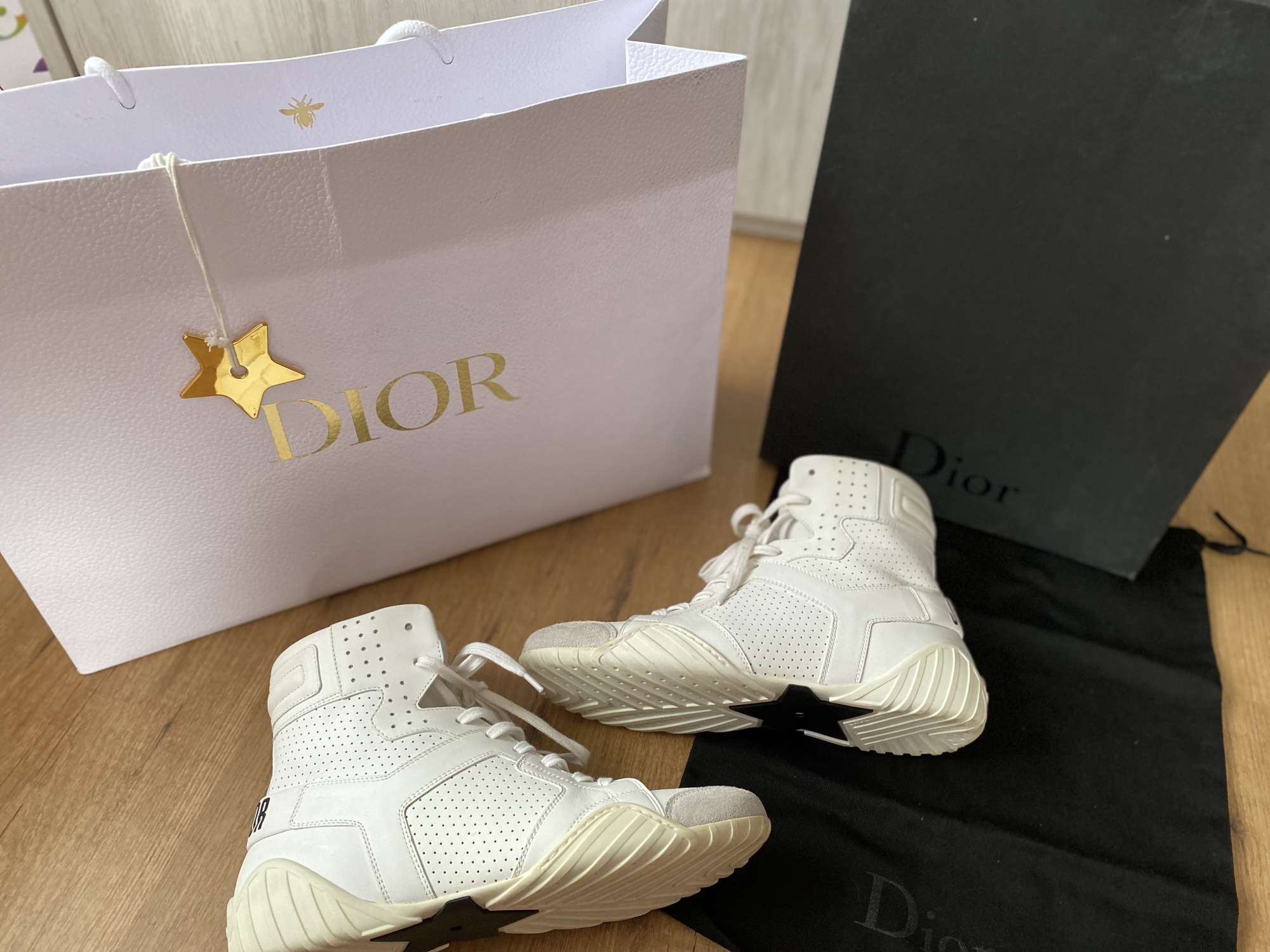 Dior kotníčkové kožené boty