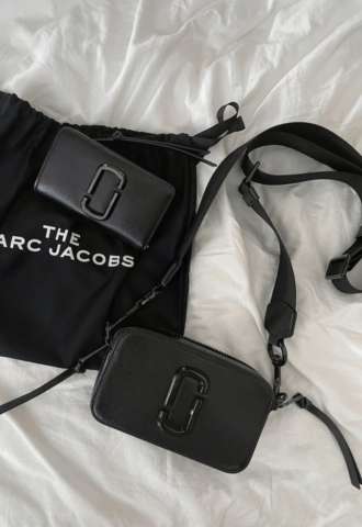 https://www.vipluxury.sk/Marc Jacobs snapshot camera  bag + snapshot wallet