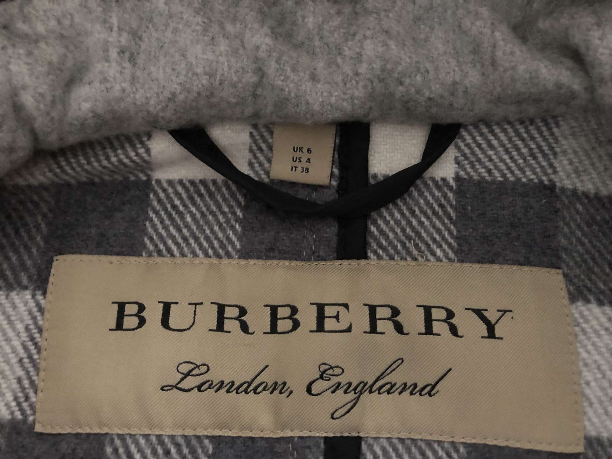 Burberry zimný vlnený kabát