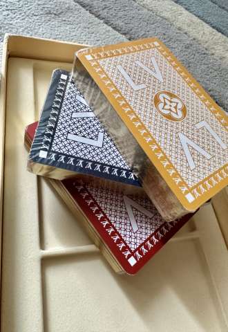 https://www.vipluxury.sk/Louis Vuitton Card Set