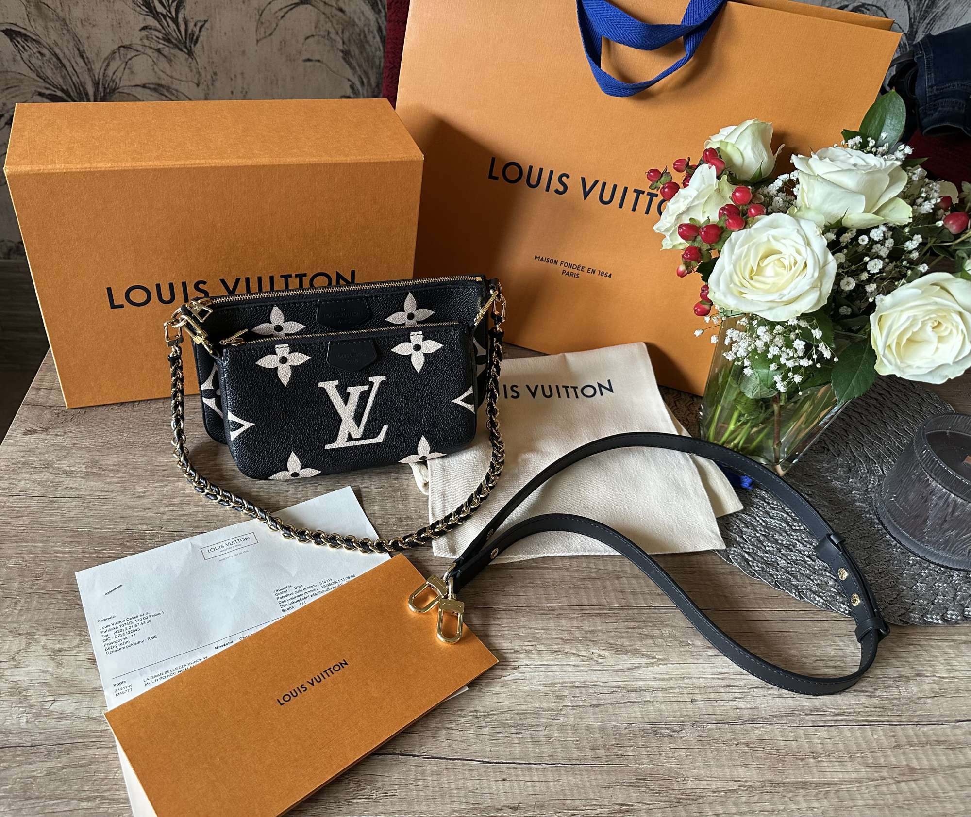 Louis Vuitton Multi Pochette Accessoires