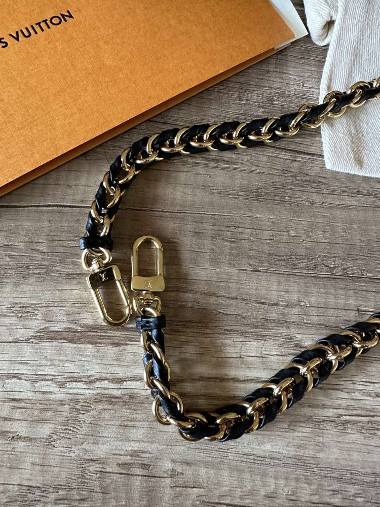 Louis Vuitton Multi Pochette Accessoires