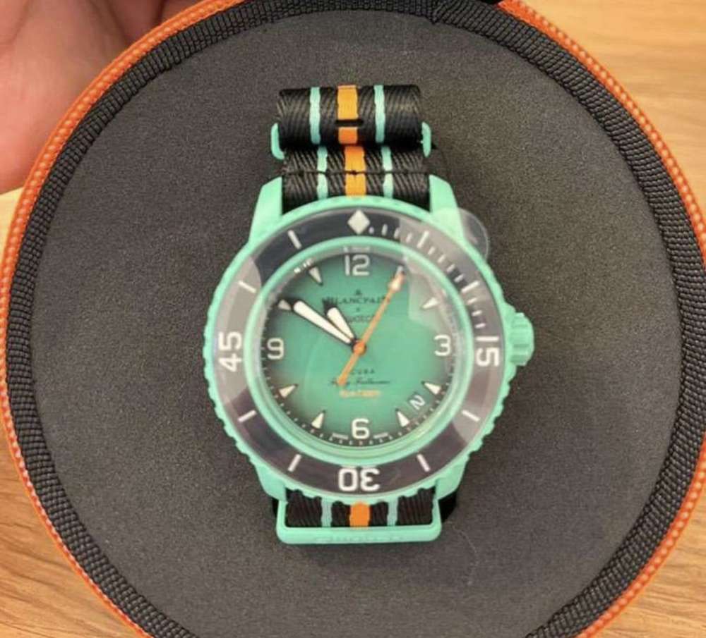 Swatch hodinky