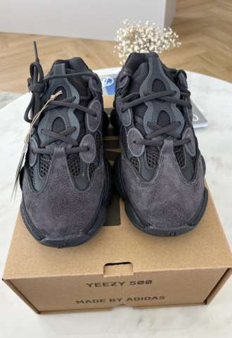 https://www.vipluxury.sk/Yeezy 500