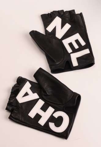 https://www.vipluxury.sk/Chanel rukavičky