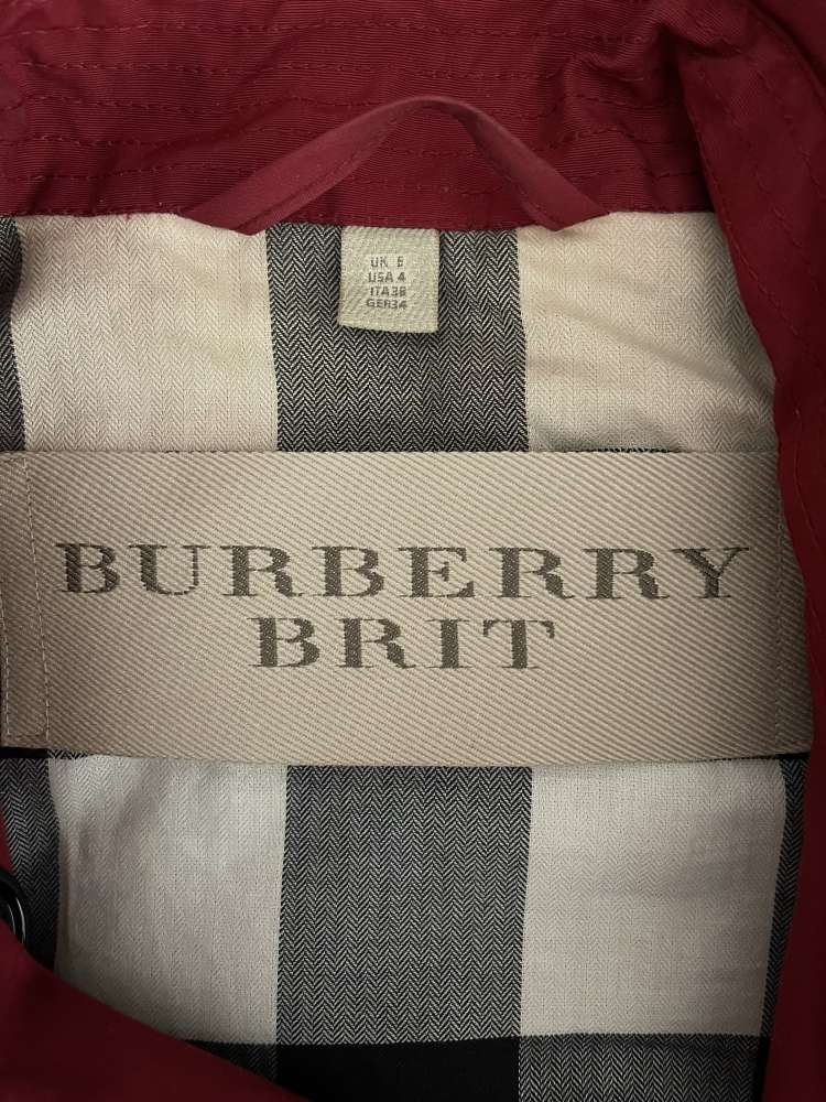Burberry trench kabat
