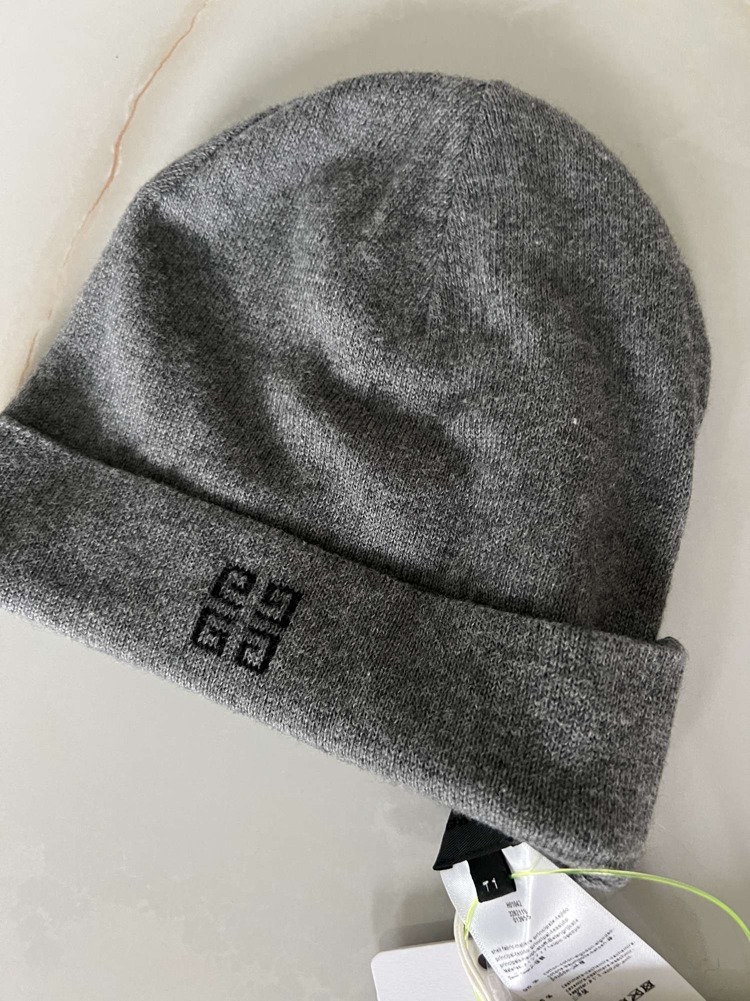 Givenchy ciapocka pre dietatko