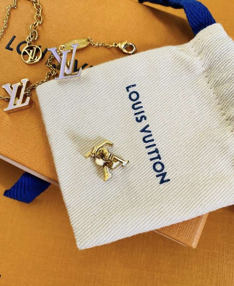 Louis Vuitton nausnice a naramok