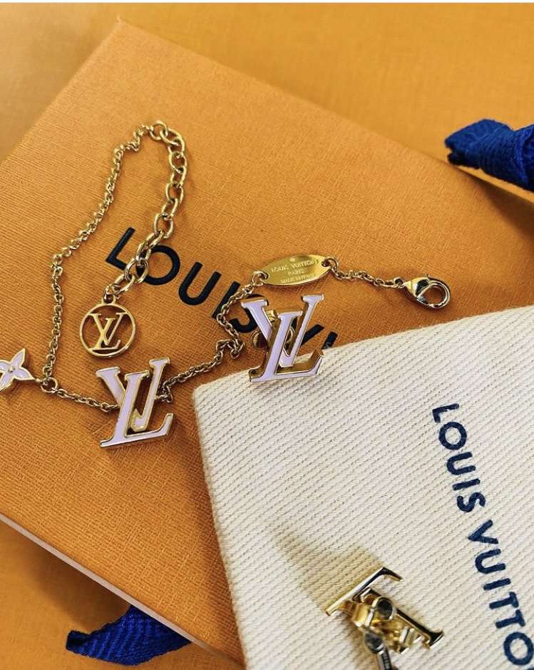 Louis Vuitton nausnice a naramok