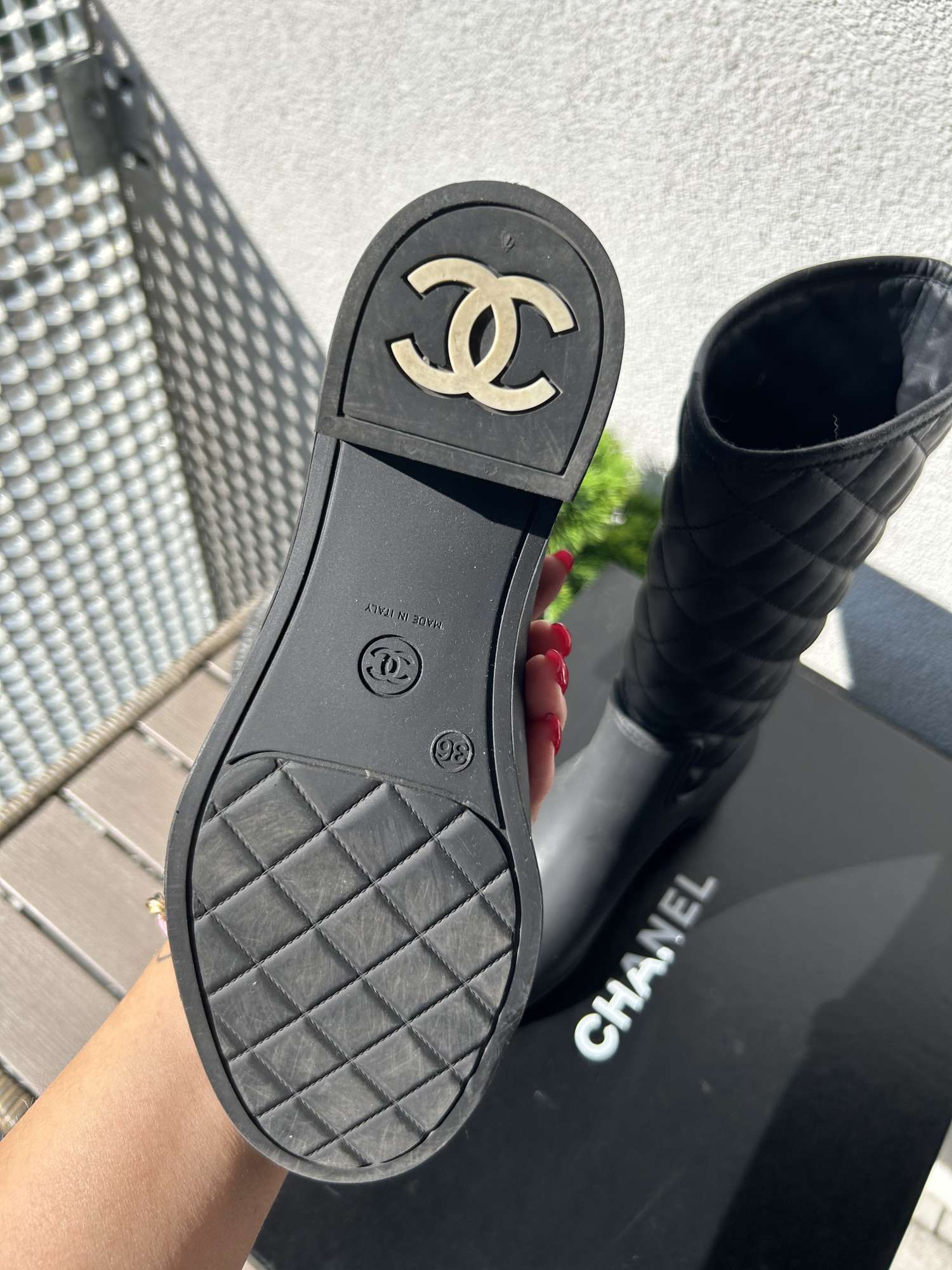 Chanel gumáky