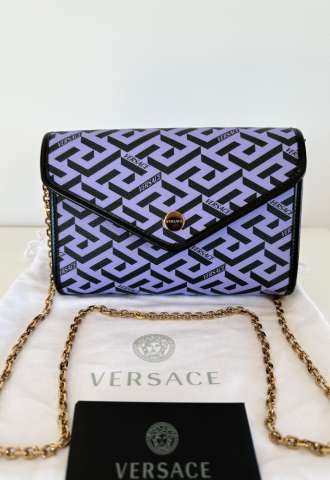 https://www.vipluxury.sk/Versace fialova shoulder bag
