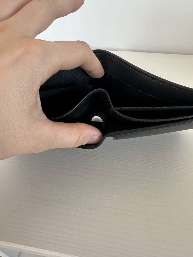 Versace cierna la medusa penazenka