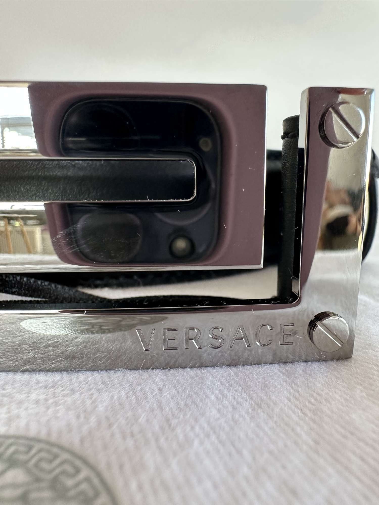 Versace cierny opasok