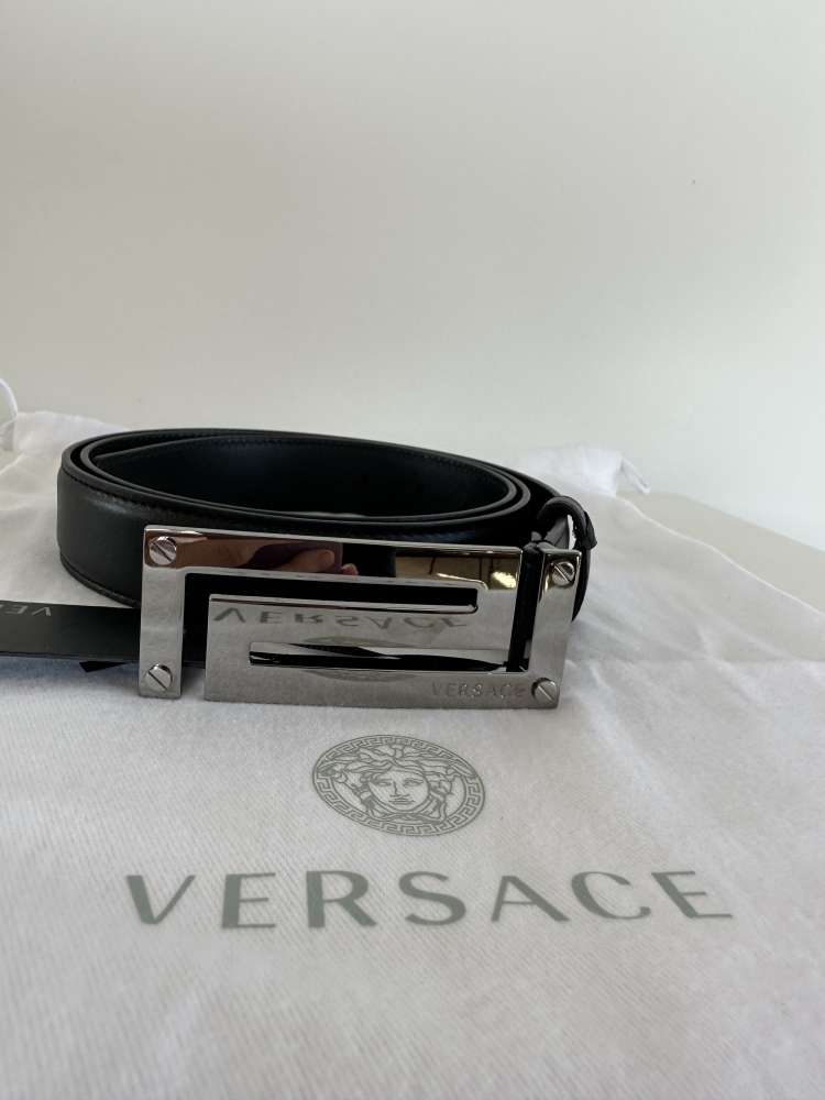 Versace cierny opasok