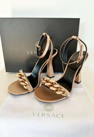 https://www.vipluxury.sk/Versace hnede sandale