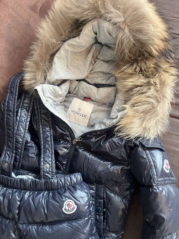 Moncler kombinéza