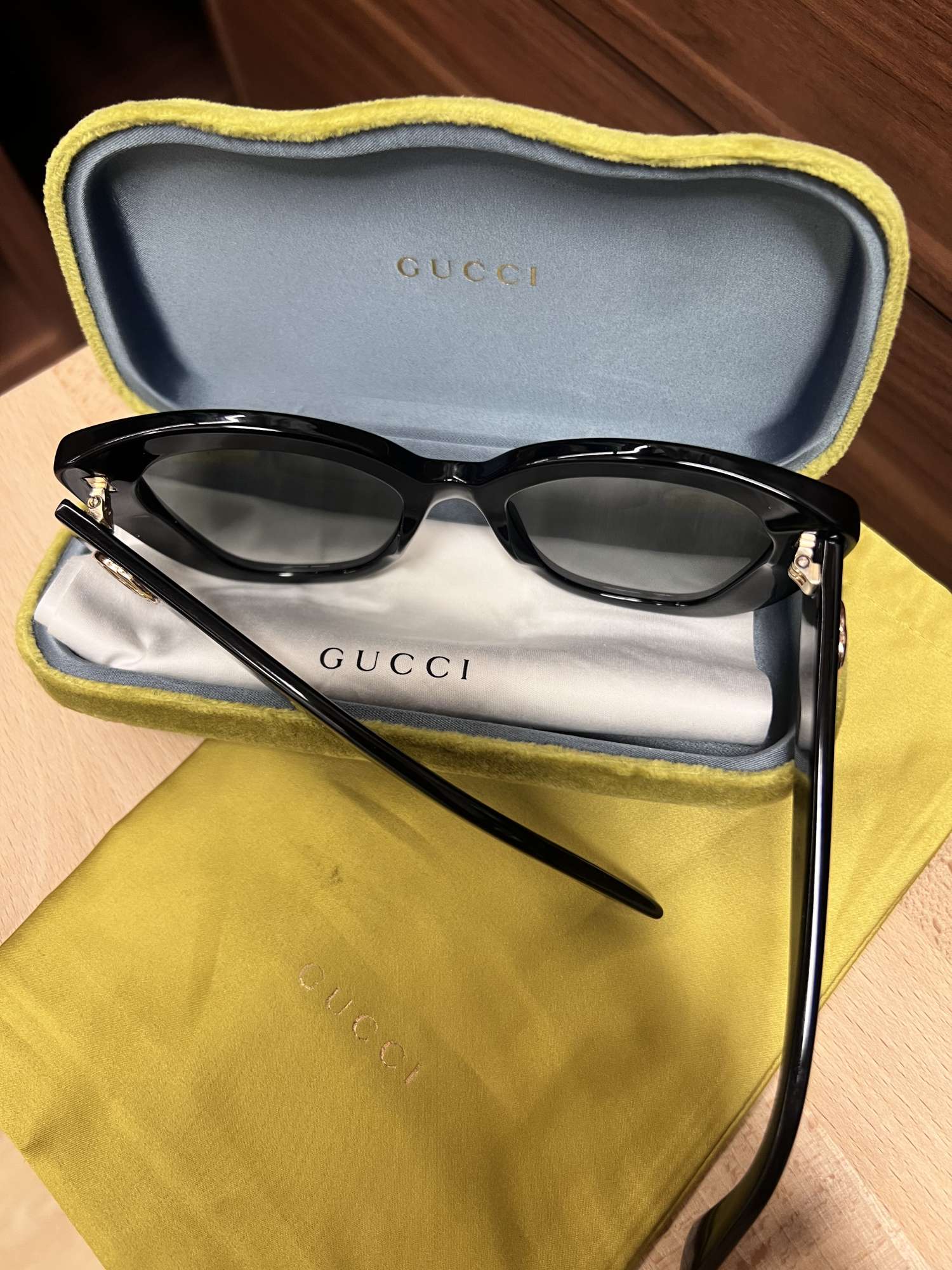 Gucci sluneční brýle