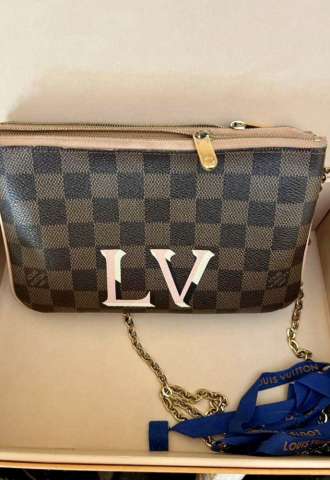 https://www.vipluxury.sk/Louis Vuitton Double Zip Pochette