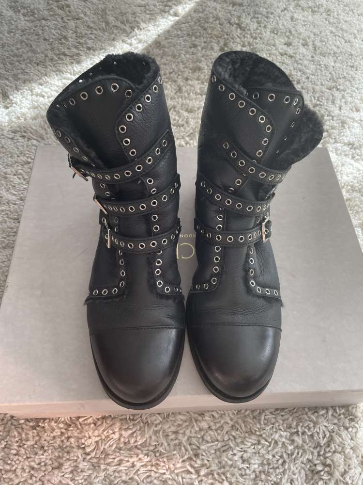 Jimmy Choo čižmy