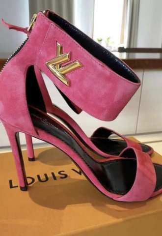 https://www.vipluxury.sk/Louis Vuitton sandále na opätku