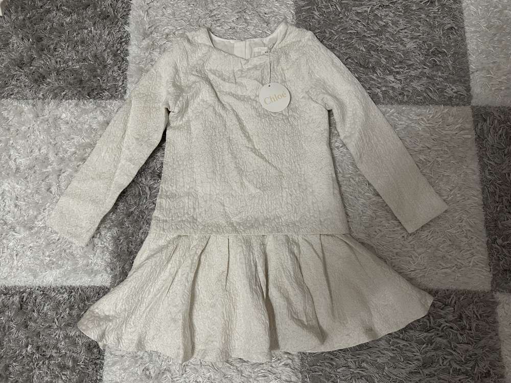 Chloe šaty