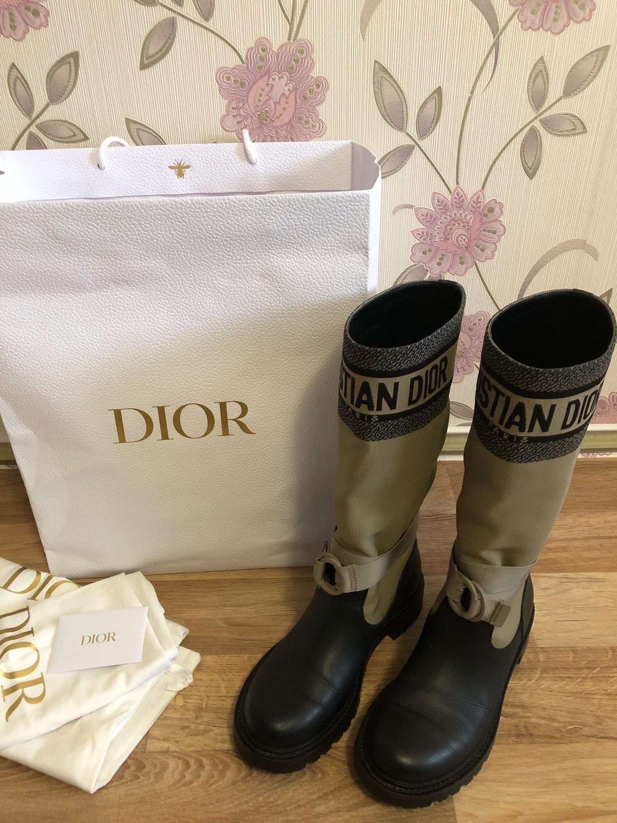 Dior D- major boot