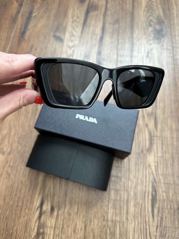 Prada okuliare
