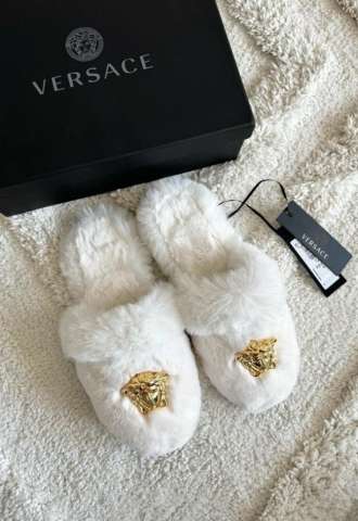 https://www.vipluxury.sk/Versace papuce