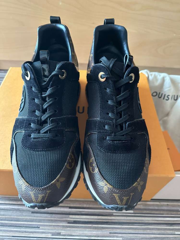 Louis Vuitton Run Away tenisky