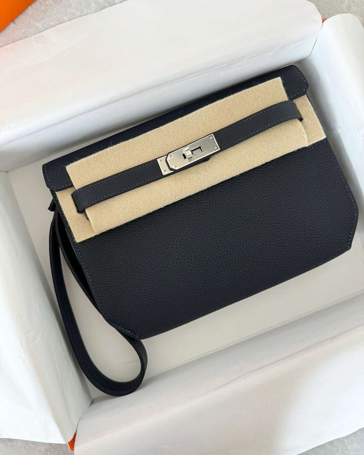 Hermes Kelly Depeches