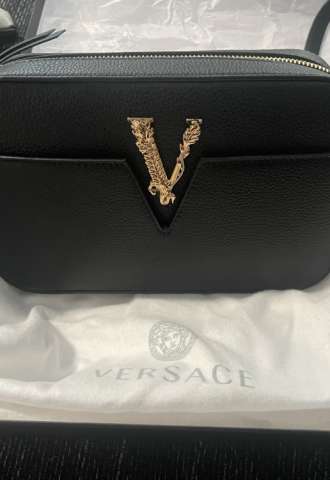 https://www.vipluxury.sk/Versace Virtus leather handbag