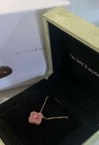 https://www.vipluxury.sk/Van Cleef & Arpels Vintage Alhambra Diamond limited