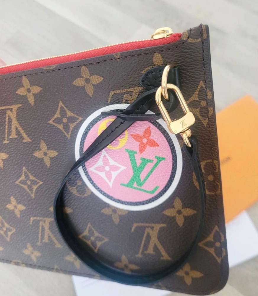 Louis Vuitton clutch limitovaná edícia