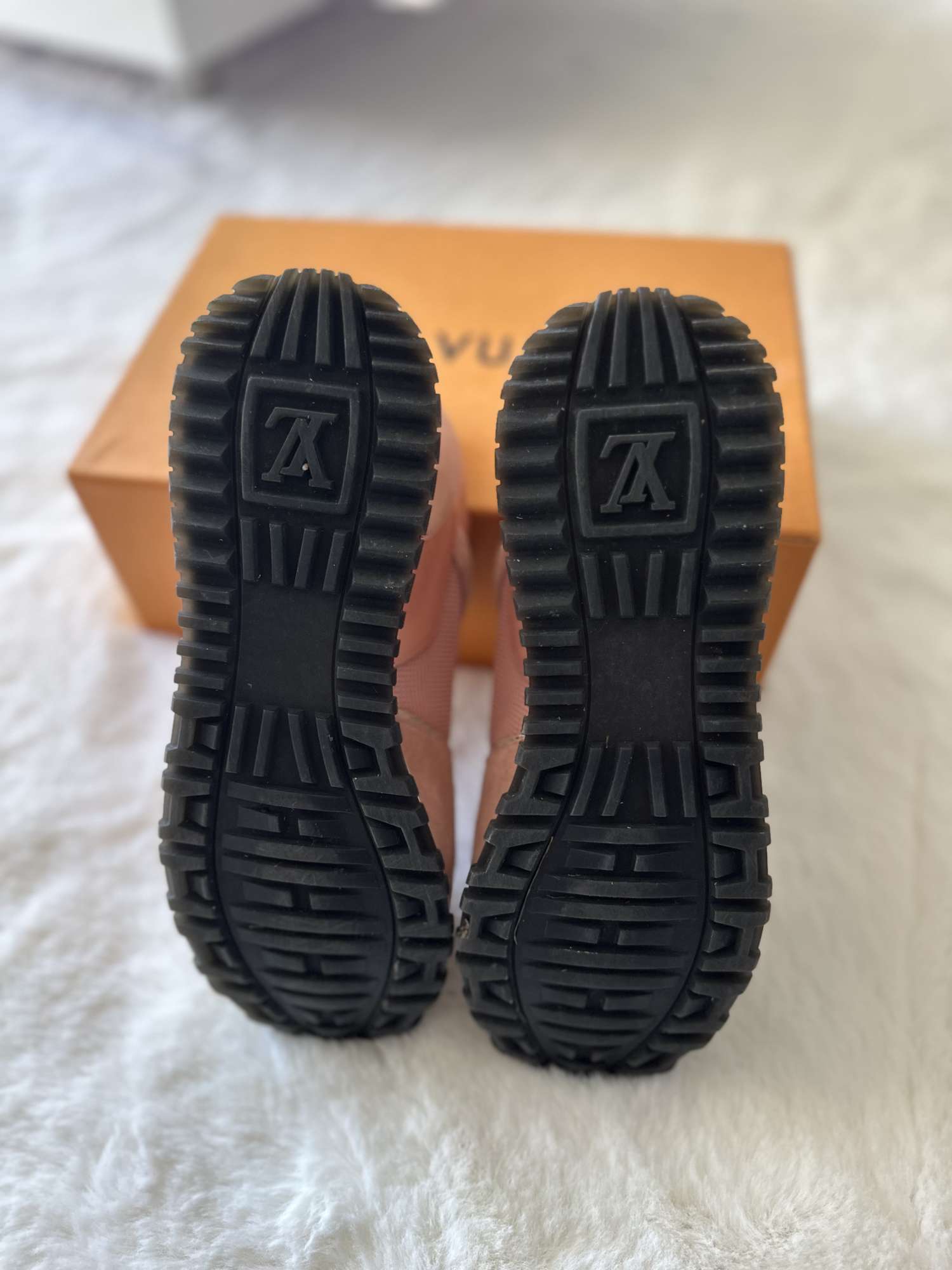 Tenisky Louis Vuitton Run Away