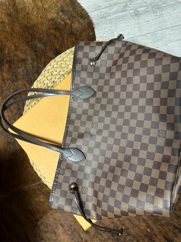 Louis Vuitton Neverfull MM