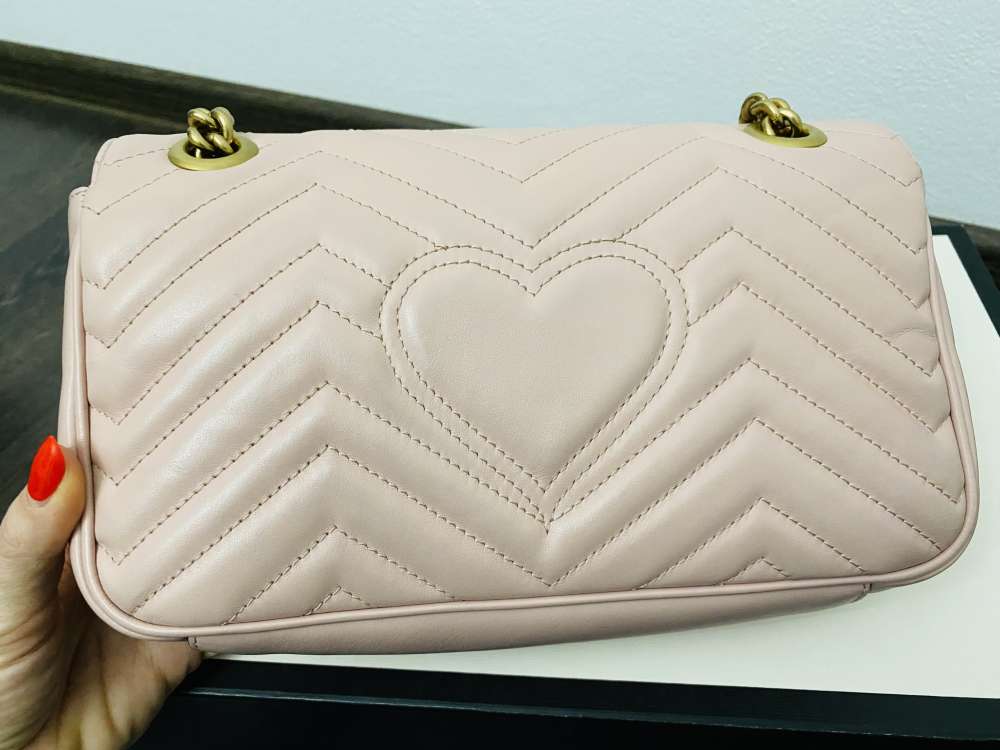 Gucci marmont medium
