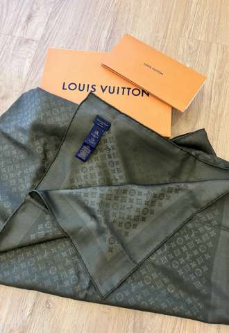 https://www.vipluxury.sk/Louis Vuitton šátek