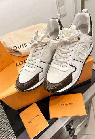 https://www.vipluxury.sk/Louis Vuitton Run Away sneakers